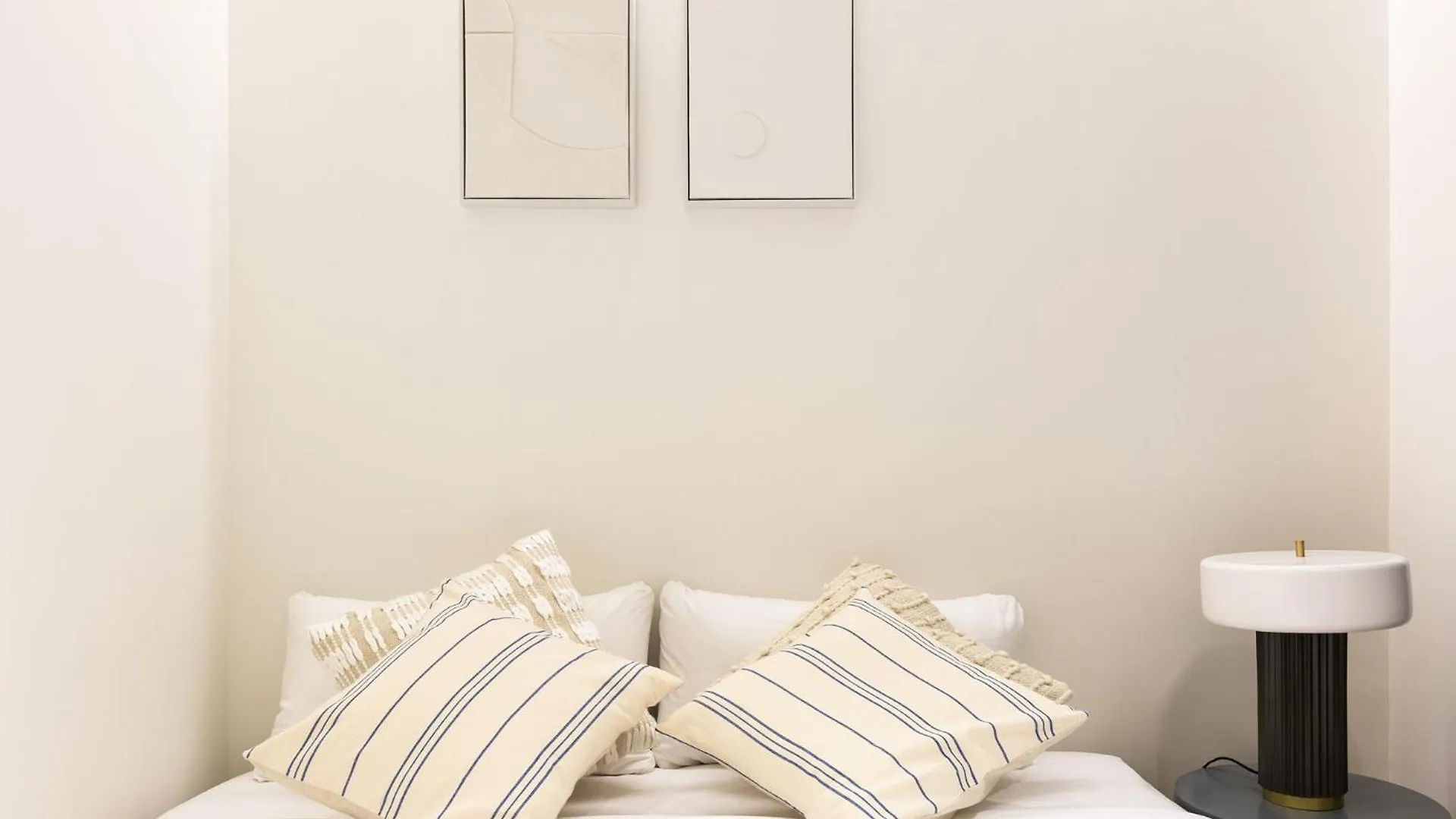 Urban Chill Apartments By Olala Homes L'Hospitalet de Llobregat