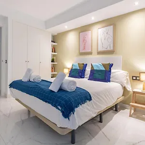 https://lujan-deluxe-suites.es-andalucia.com
